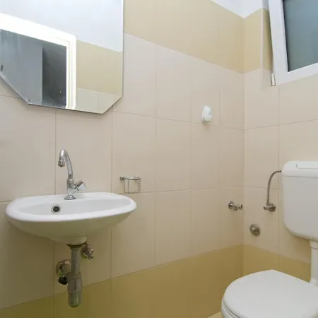 In With Terrace, Air Conditioning, Wifi, Washing Machine 5202-1