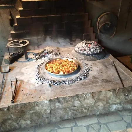 Casa de Férias In With Terrace, Air Conditioning, Wifi, Washing Machine 5202-1 Omiš