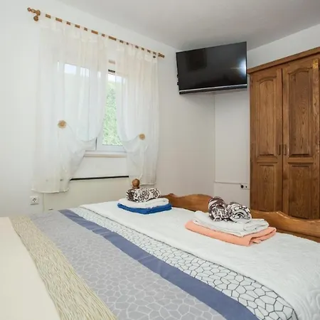 Casa de Férias In With Terrace, Air Conditioning, Wifi, Washing Machine 5202-1 *